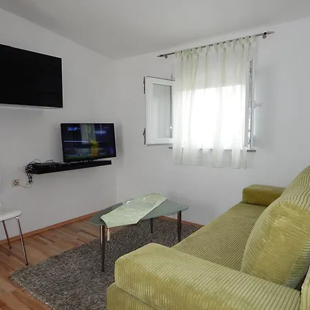 Nedjeljka * Ražanj